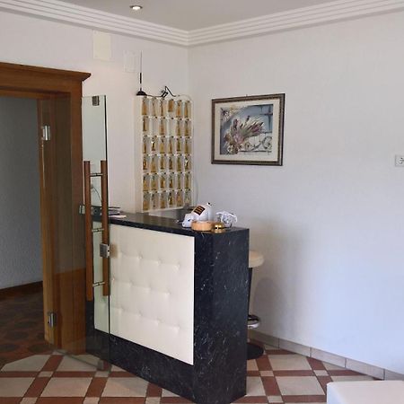 Hotel Krone Morter Экстерьер фото