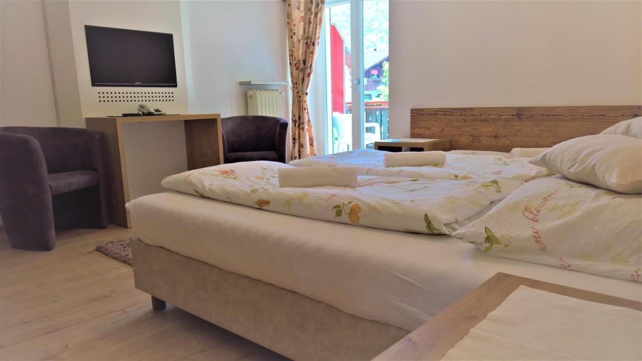 Hotel Krone Morter Экстерьер фото