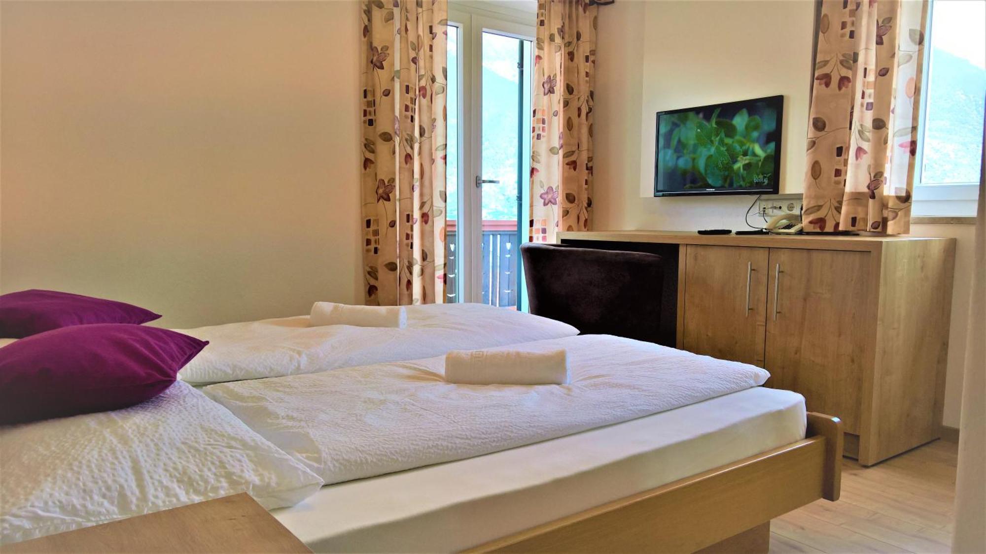Hotel Krone Morter Экстерьер фото